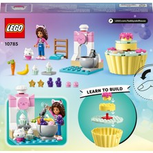 LEGO Kekedi ile Pasta Eğlencesi 10785 - 4 Yaş ve Üzeri Gabby's Dollhouse Hayranları için Küçük Oyuncak Mutfak İçeren Yaratıcı Oyuncak Yapım Seti (58 Parça)