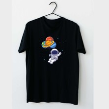 Mor Mürekkep Selam Astronot Tasarım Baskılı Kadın Tshirt