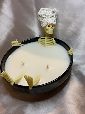 Daphne Collection Co Mum (Skeletor Candles)