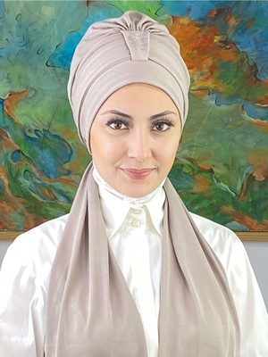 Butik Ambar Hürrem Model Tek Biritli Atkılı Taşlı Taş Rengi Bone