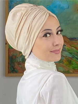 Butik Ambar Sultan Model Taşlı Krem Büzgülü Bone