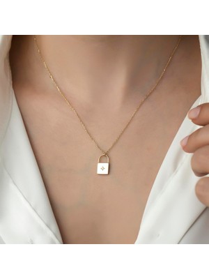 Hems Jewellery Minimal Taşlı Kilit Kolye