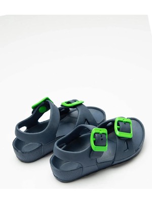 Penti Lacivert Erkek Çocuk Basic Ayakkabı Düz Tabanlı Yumuşak Malzeme ile Konforlu Kullanım