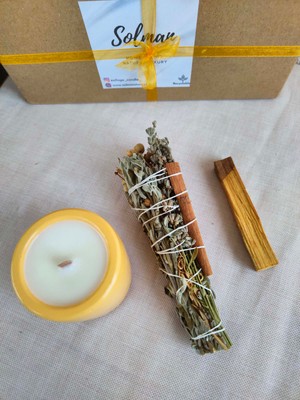 Solman Sandal Ağacı & Ylang Ylang Kokulu Soya Mum Palo Santo Ağaç Tütsü Adaçayı Lavanta Üzerlik Tütsüsü Set