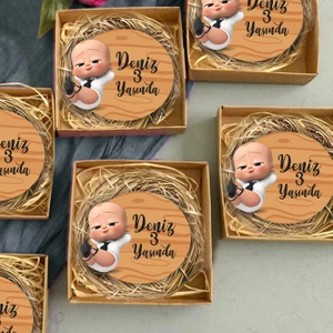 HET Concept Kişiye Özel Sünnet ve Mevlüt Magnet 20'li Ahşap Desen Kahverengi Kutu Doğal Rafyalı