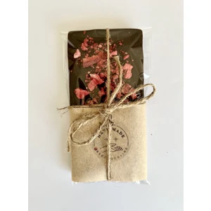 Beechocolate El Yapımı Hurma Özlü Çilekli Çikolata, %50 Kakao, Glutensiz