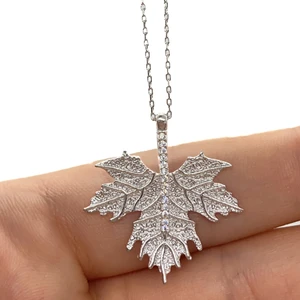 Usho Jewelry 925 Ayar Gümüş Yaprak Kolye
