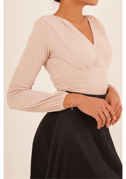 23254223 Sandy Kruvaze Yaka Büzgülü Vatkalı Uz.kol Bluz Tas fiyatları