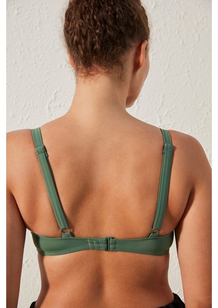 Basic Mama Yeşil Bikini Üstü