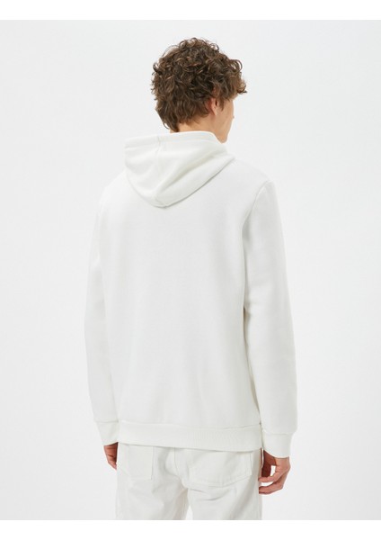 Kolej Sweat Kapşonlu Kanguru Cep Detaylı Uzun Kollu fırsatları