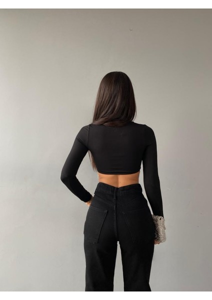Kadın Siyah Beli Zincir ve Taş Detaylı Crop Bluz Kaşkorse Kumaş fırsatları