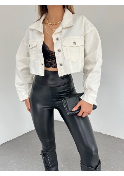 Kadın Crop Kesim Denim Ceket Oversize Kalıp