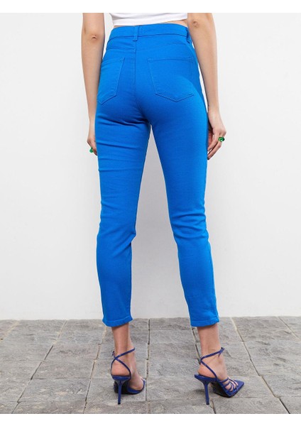 Lcw Casual Normal Bel Slim Fit Düz Cep Detaylı Gabardin Kadın Pantolon indirimleri