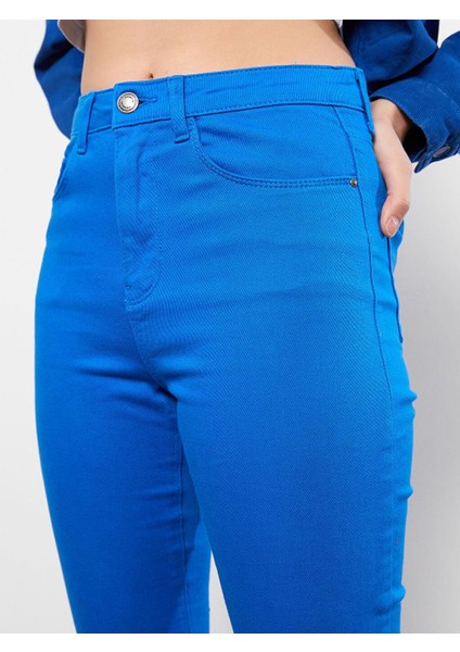 Lcw Casual Normal Bel Slim Fit Düz Cep Detaylı Gabardin Kadın Pantolon