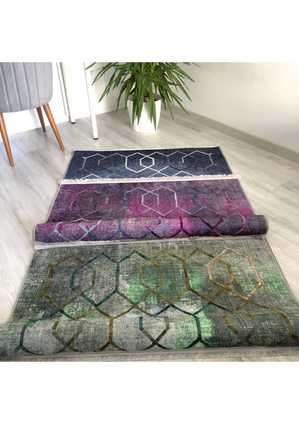 Yeşil Kilim Nakış Işlemeli Dekoratif Kilim