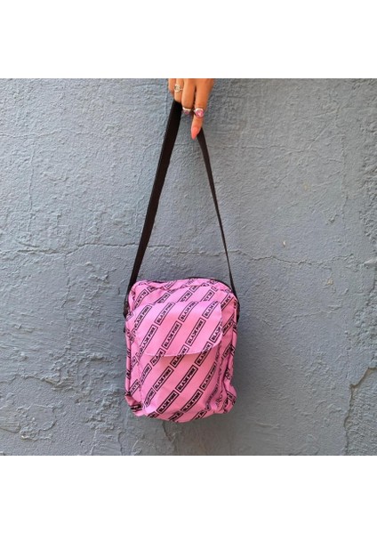 Favoriconsept - Pembe Black Pink Logo Kolaj Çapraz Çanta