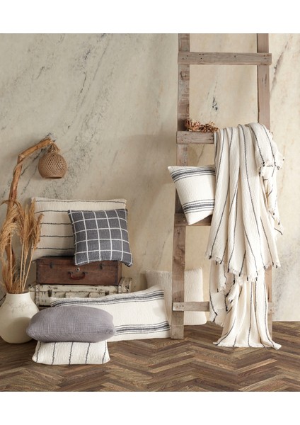 Bej Etnik Desenli Naturel 4 Katlı Multi Muslin %100 Pamuk Çift Kişillik Yatak Örtüsü