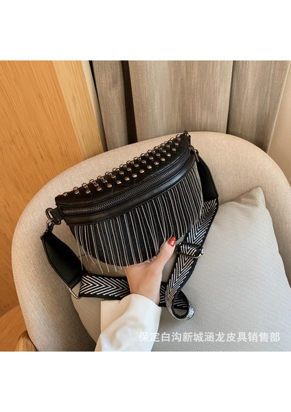 Moda Geniş Bant Messenger Bel Çantası Dokulu Perçin Püskül Bayan Göğüs Çantası (Yurt Dışından) modelleri