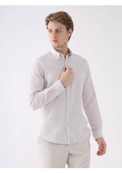 Bej Erkek Slim Fit Düğmeli Yaka Uzun Kol Gömlek fiyatları