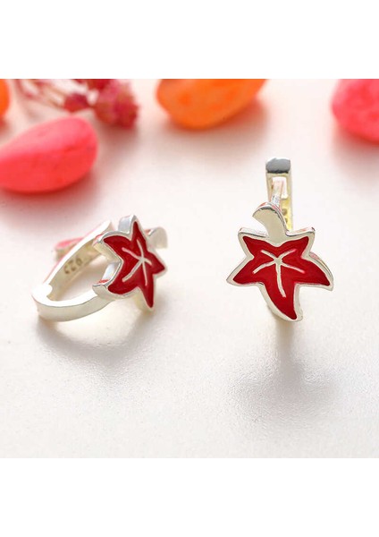 Gümüş Çınar Yaprağı Çocuk Küpesi