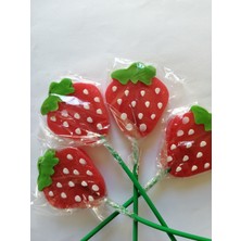 Candy Alaiye Çilek Lolipop Şeker Kutu Içinde 24 Adet Mevcuttur.