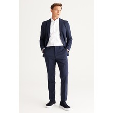 ALTINYILDIZ CLASSICS Erkek Lacivert Slim Fit Dar Kesim Kırlangıç Yaka Çizgili Takım Elbise
