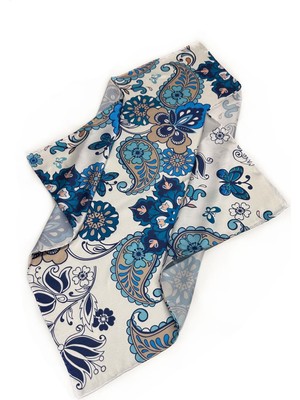 La Pescara Beyaz Motif Desen Fular Bandana 55-55 cm KDNF24