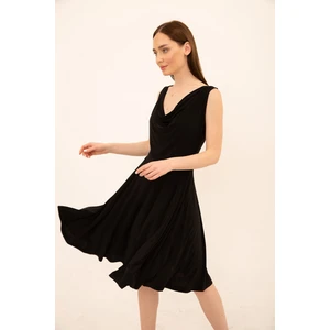 Degaje Yaka Kloş Elbise 48 - Siyah