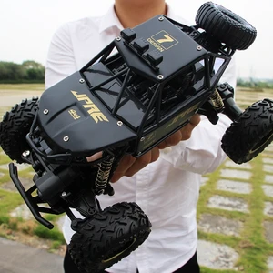 Yue Store 2.4ghz 4WD Double Motors Off-Road Climbing Car, MOD:6241 (Siyah) (Yurt Dışından)