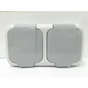 Nemliyer (Sıva Üstü) Ikili Kombine Topraklı Priz 16A Gri