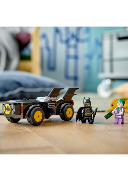 LEGO® DC Batmobile™ Takibi: DC Batman™ Joker™’e Karşı 76264 - 4 Yaş ve Üzeri Çocuklar için Süper Kahraman Aksiyonu içeren Yaratıcı Oyuncak Yapım Seti (54 Parça)