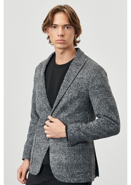 ALTINYILDIZ CLASSICS Erkek Siyah-gri Slim Fit Dar Kesim Kırlanıgıç Yaka Ekose Desenli Yünlü Ceket
