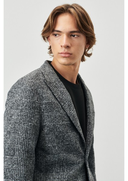 ALTINYILDIZ CLASSICS Erkek Siyah-gri Slim Fit Dar Kesim Kırlanıgıç Yaka Ekose Desenli Yünlü Ceket modelleri