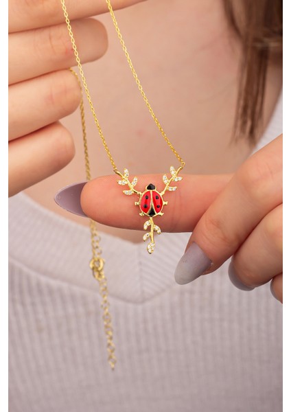 925 Ayar Gümüş Daldaki Uğur Böceği Kolye fırsatları