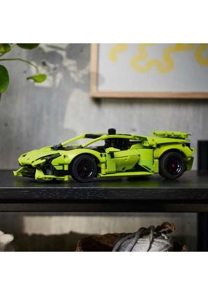 Technic Lamborghini Huracán Tecnica 42161 - Oyuncak Süper Spor Arabaları Seven 9 Yaş ve Üzeri Çocuklar Için Yaratıcı Oyuncak Yapım Seti (806 Parça)