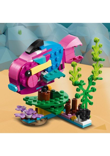 LEGO® Creator Egzotik Pembe Papağan 31144 - 7 Yaş ve Üzeri Çocuklar için Papağan, Balık ve Kurbağa Modelleri İçeren Yaratıcı Oyuncak Yapım Seti (253 Parça)