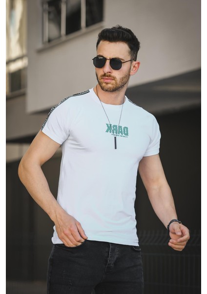 Dark Baskılı Omuz Şeritli Slim Fit Likralı Erkek Tshirt