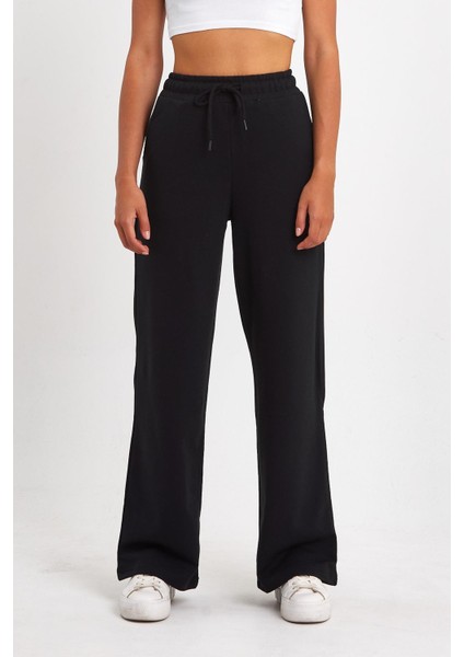 Kadın Mevsimlik Salaş Geniş Rahat Paça Yan Cepli Siyah Eşofman Altı fiyatları
