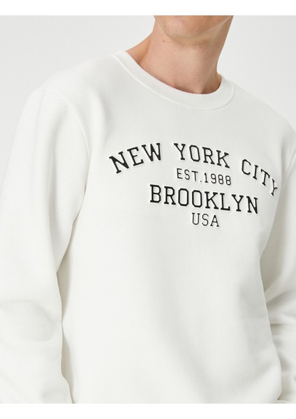 Kolej Baskılı Sweatshirt Bisiklet Yaka Uzun Kollu