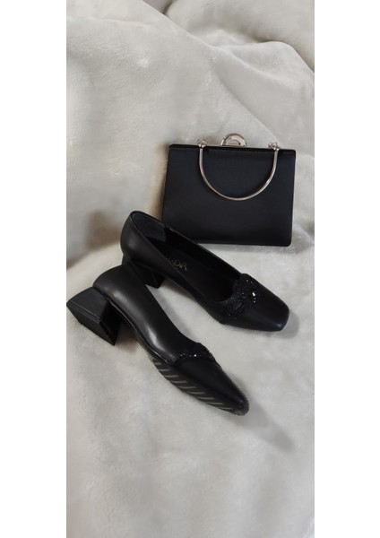 Çiğdem Siyah Önü Taş Detaylı Kalın Ökçe Kadın Ayakkabı (Bhdr A5) - Siyah - 36 - ST02600-13173 modelleri