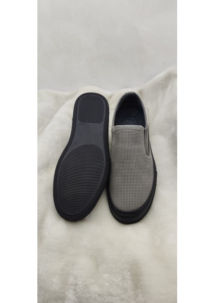 Çiğdem Gerçek Nubuk Deri Gri Bağsız Lazer Kesim Erkek AYAKKABI(GOES1072 - Açık Gri - 41 - ST02554-12907 modelleri