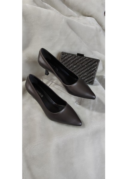 Füme Sivri Burun Kadeh Ökçe Kadın Ayakkabı AS1A Füme 37 ST02593-13135