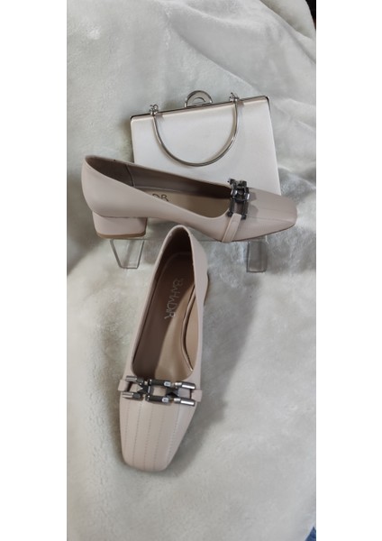 Ten Zincir Tokalı Kalın Ökçe Kadın AyakkabıBhdr A4A Ten 38 ST02601-13181 fırsatları