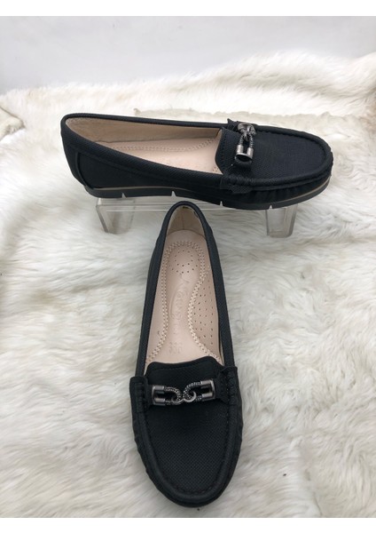 Çiğdem Siyah Önü Taş Detaylı Kadın Babet - Siyah - 39 - ST02573-13019 fırsatları