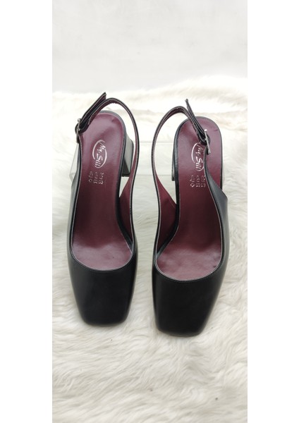 Çiğdem Deri Küt Burun Siyah Arkası Açık Kalın Ökçe Ayakkabı - Siyah - 37 - ST02579-13053 indirimleri