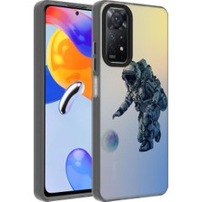 Voyo Xiaomi Redmi Note 12 Pro 4g Astronot Desenli Kılıf Çıkıtılı Kamera Voyo Kapak