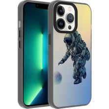 Voyo iPhone 13 Pro Astronot Desenli Kılıf Çıkıtılı Kamera Voyo Kapak