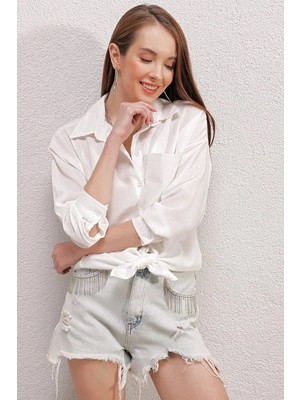Hazelin Kadın Beyaz Tek Cepli Oversize Gömlek HZL23S-BD1201531