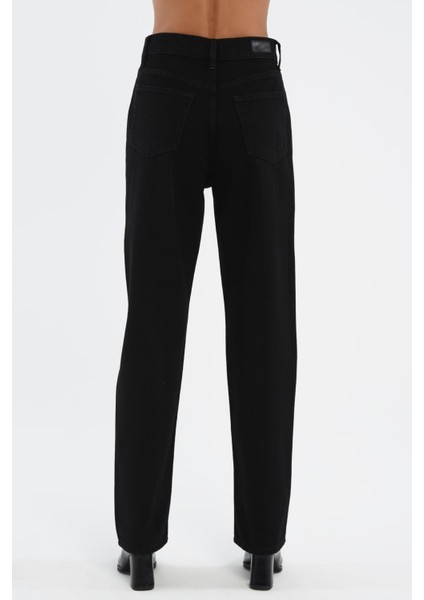 Dıana Siyah Renk Yüksel Bel Dad Straight Fit Pantolon C 4517-065