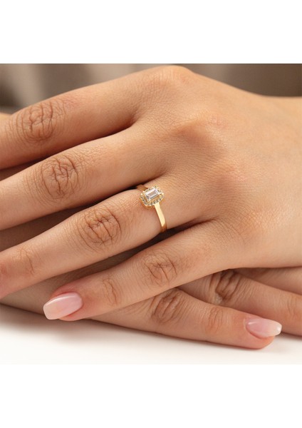 14 Ayar Tektaş Altın Yüzük 14CGKYZK005